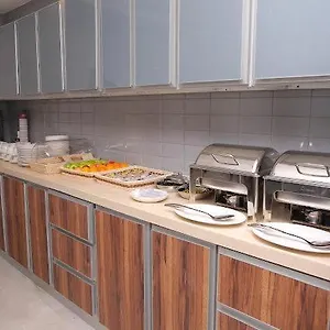 Al Raha Aparthotel